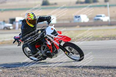 media/Feb-05-2023-Classic Track Day (Sun) [[c35aca4a42]]/Group 2/session 4 turn 4/